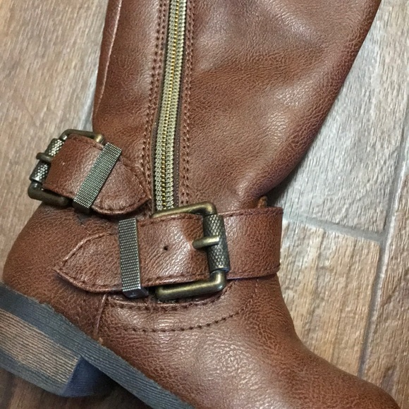 Boots - Picture 2 of 2